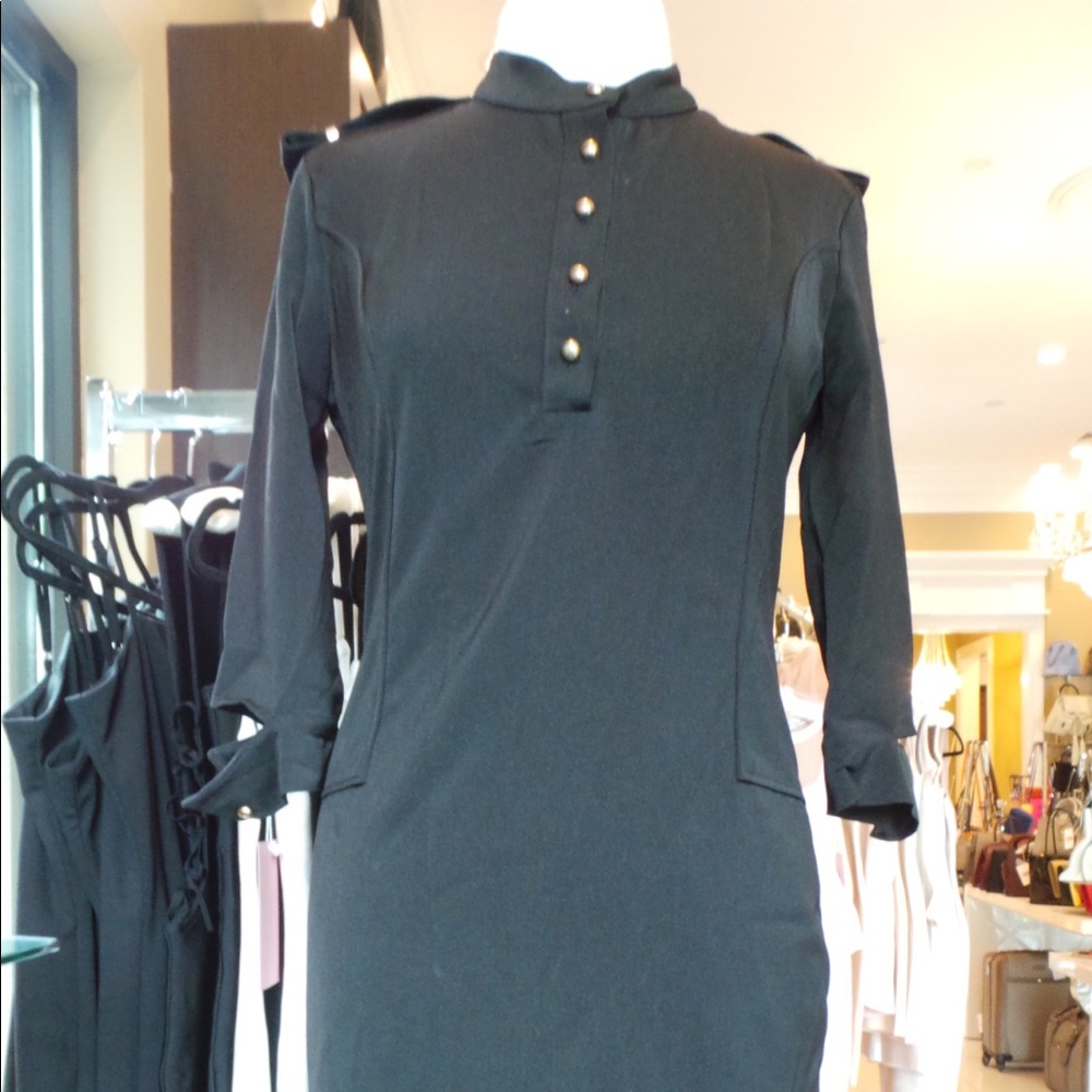 Miusol Black Dress with Detail on the Shoulder